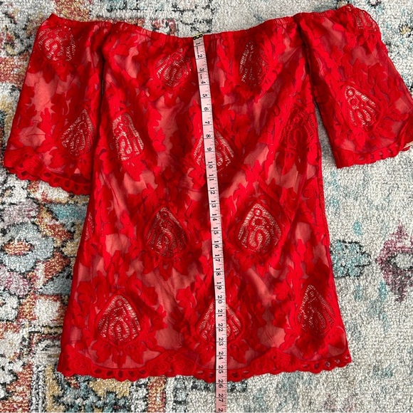Storee Off The Shoulder Red Lace Shift Dress Size Small - Picture 9 of 11